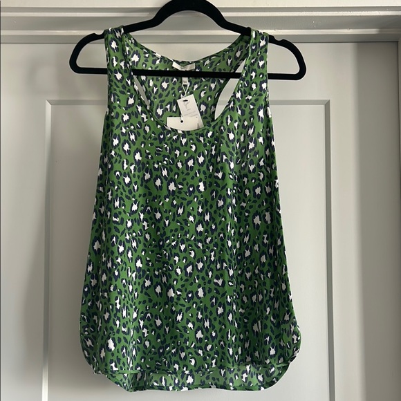 Joie 100% silk NWT printed top - Picture 1 of 5